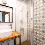 Апартаменты Close-golden - Cozy Studio - Great Location&k28