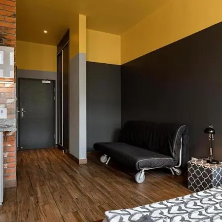 Close-golden - Cozy Studio - Great Location&k28 Wrocław
